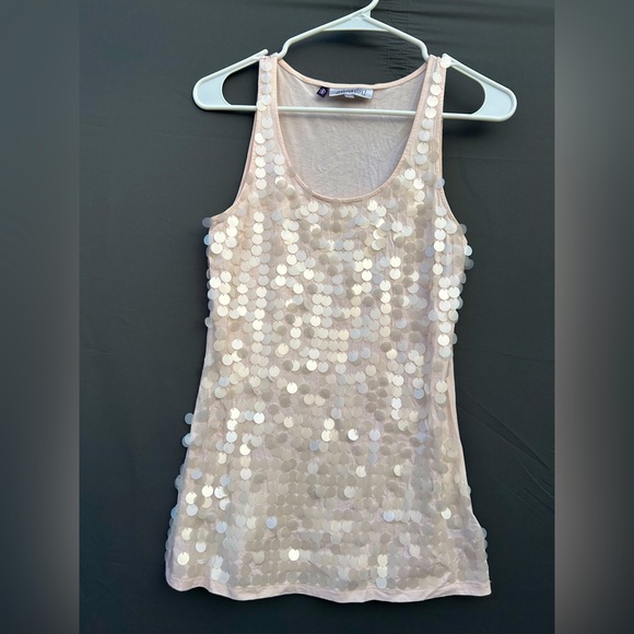 Jennifer Lopez- sz S, sequin tank. - Picture 1 of 4